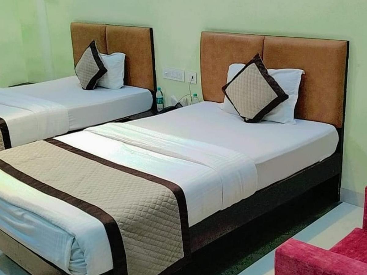 Jmc Hotel Lavish Akolia Εξωτερικό φωτογραφία